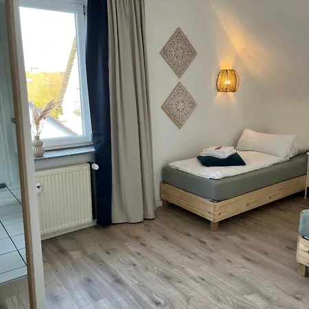 Neu - Moderner Landhausstil Nahe Düsseldorf, Messe, Dus